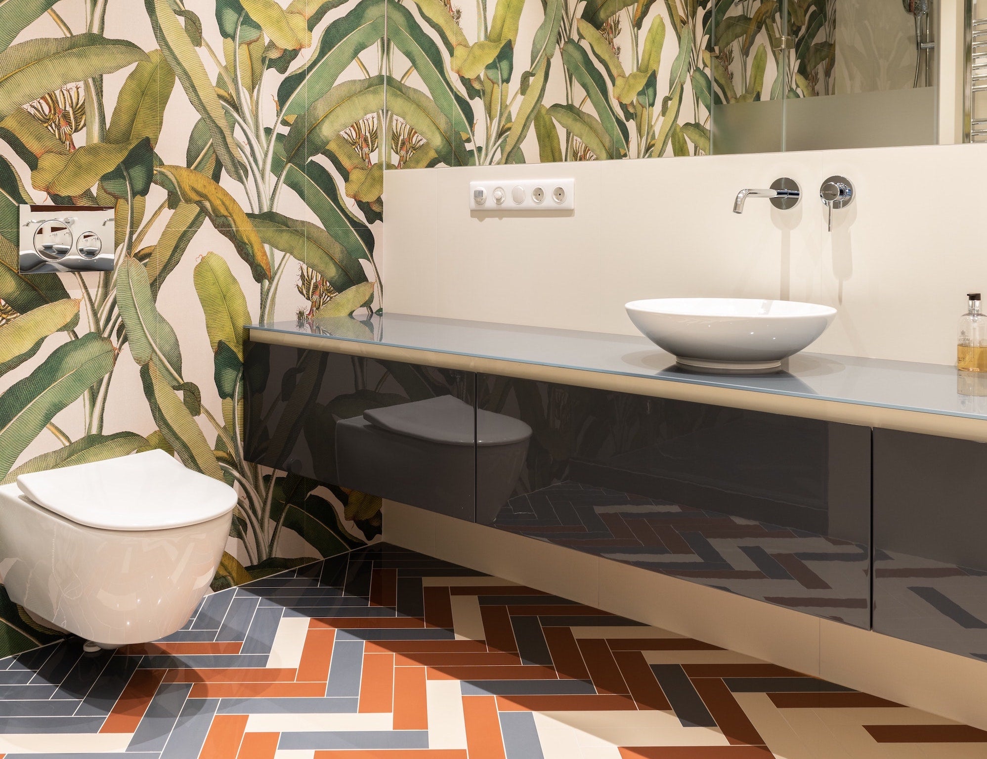 6 Retro Tiles for a Groovy Interior Design Scheme