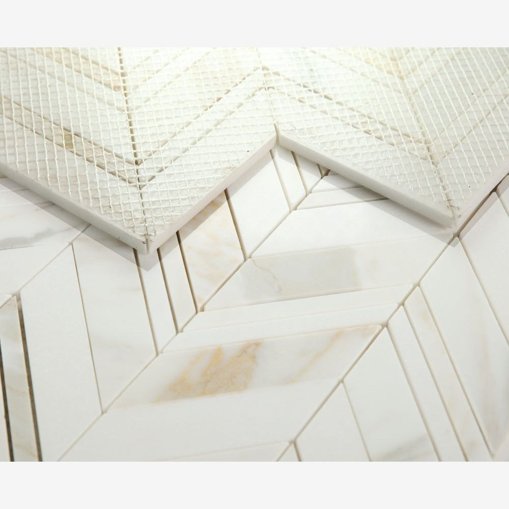Vector Ravenna Calacatta 11.75x12.25 Marble Mosaic Tile