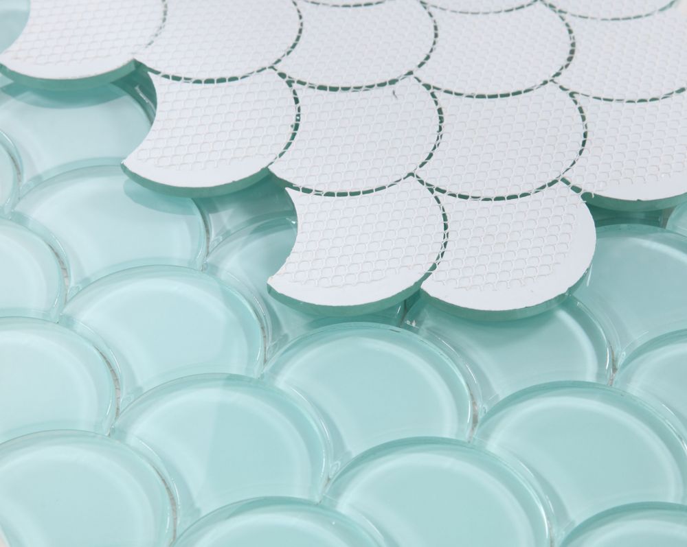 Dracarys Scale Mint 9.5x9.5 Glass Glossy Mosaic Tile