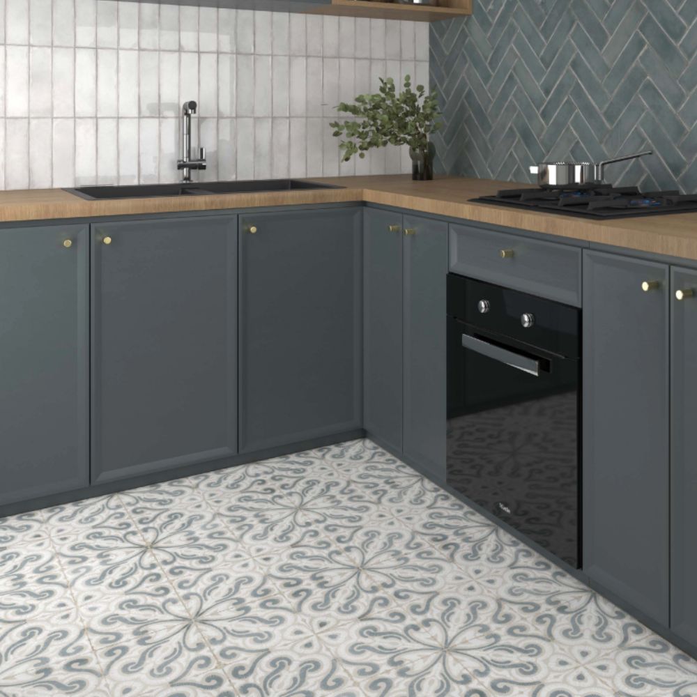 Oceanique Josselin 8x8 Porcelain Tile