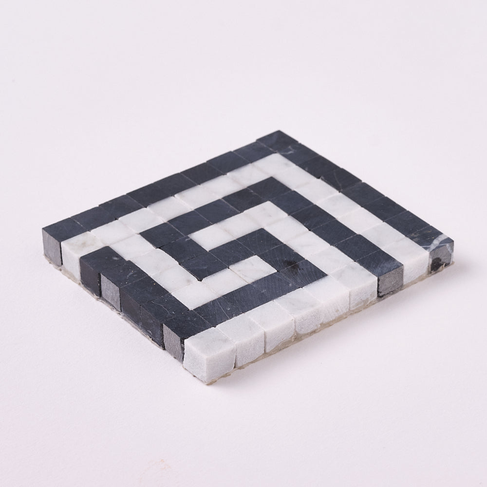 Carrara White Greek Key Border Corner w/Black Marble