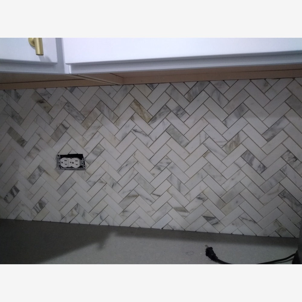Calacatta Gold Herringbone 1x3 Polished/Honed Marble Mosaic Tile
