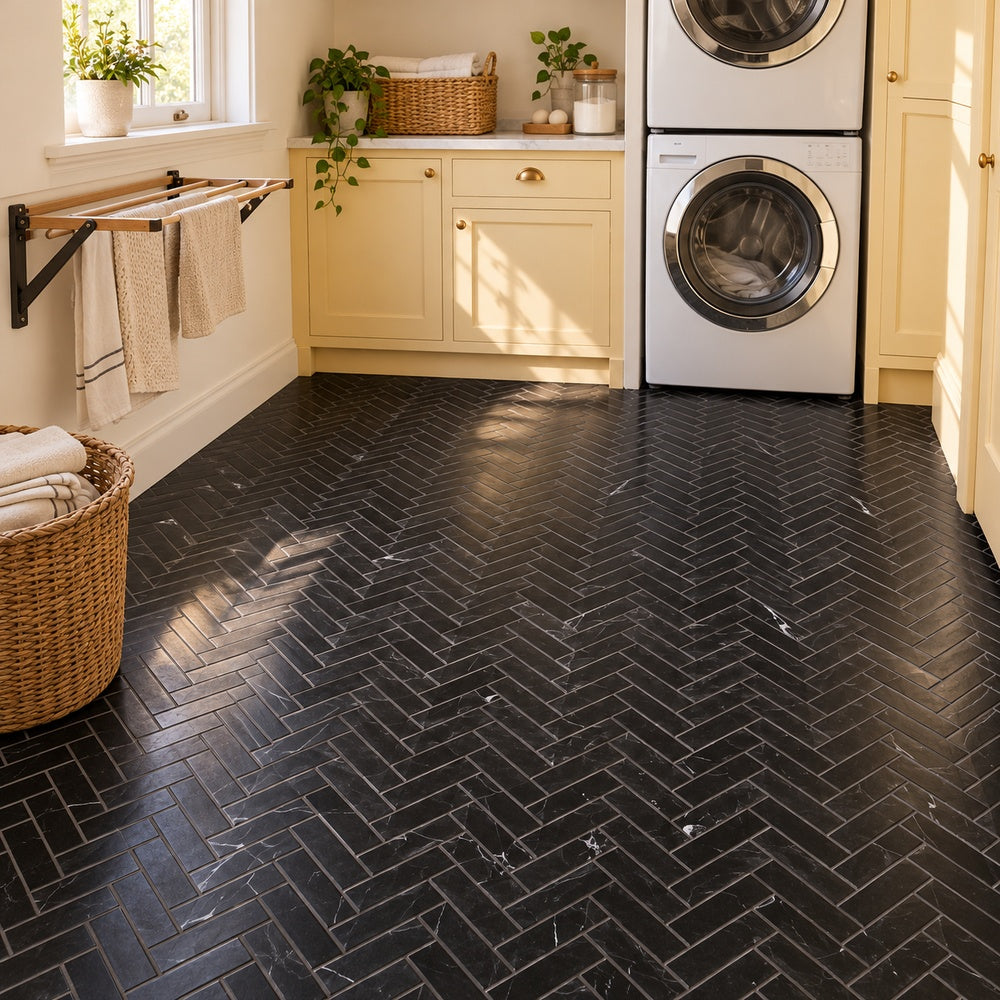 Nero Marquina 1×4 Herringbone Polished/Honed Marble Mosaic installed room scene