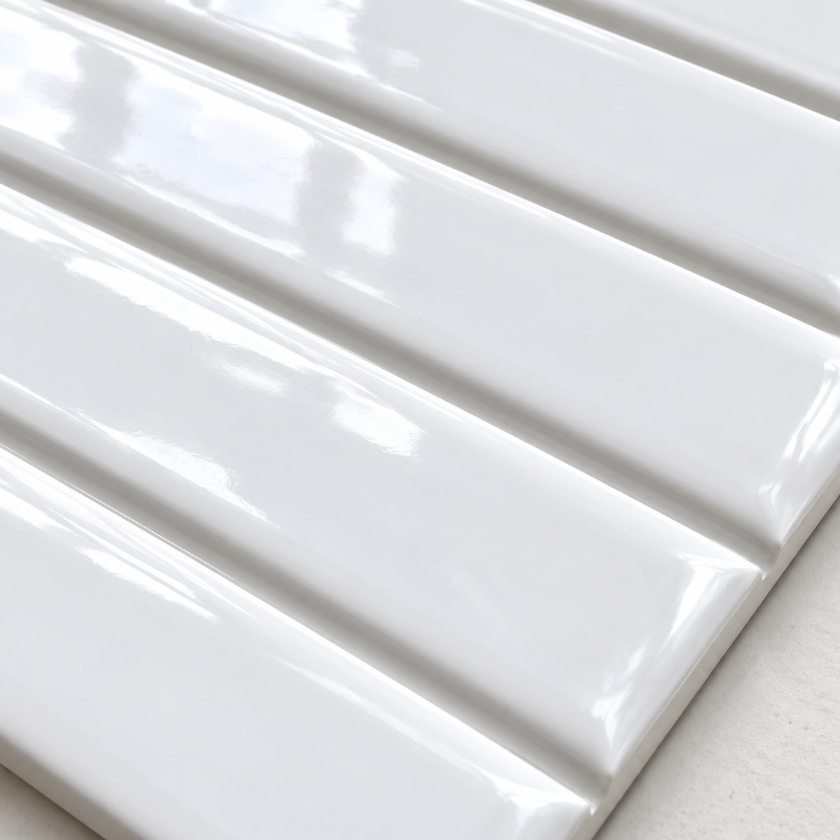 Nordika Frost 6x6 Porcelain Tile Glossy – raised glaze detail