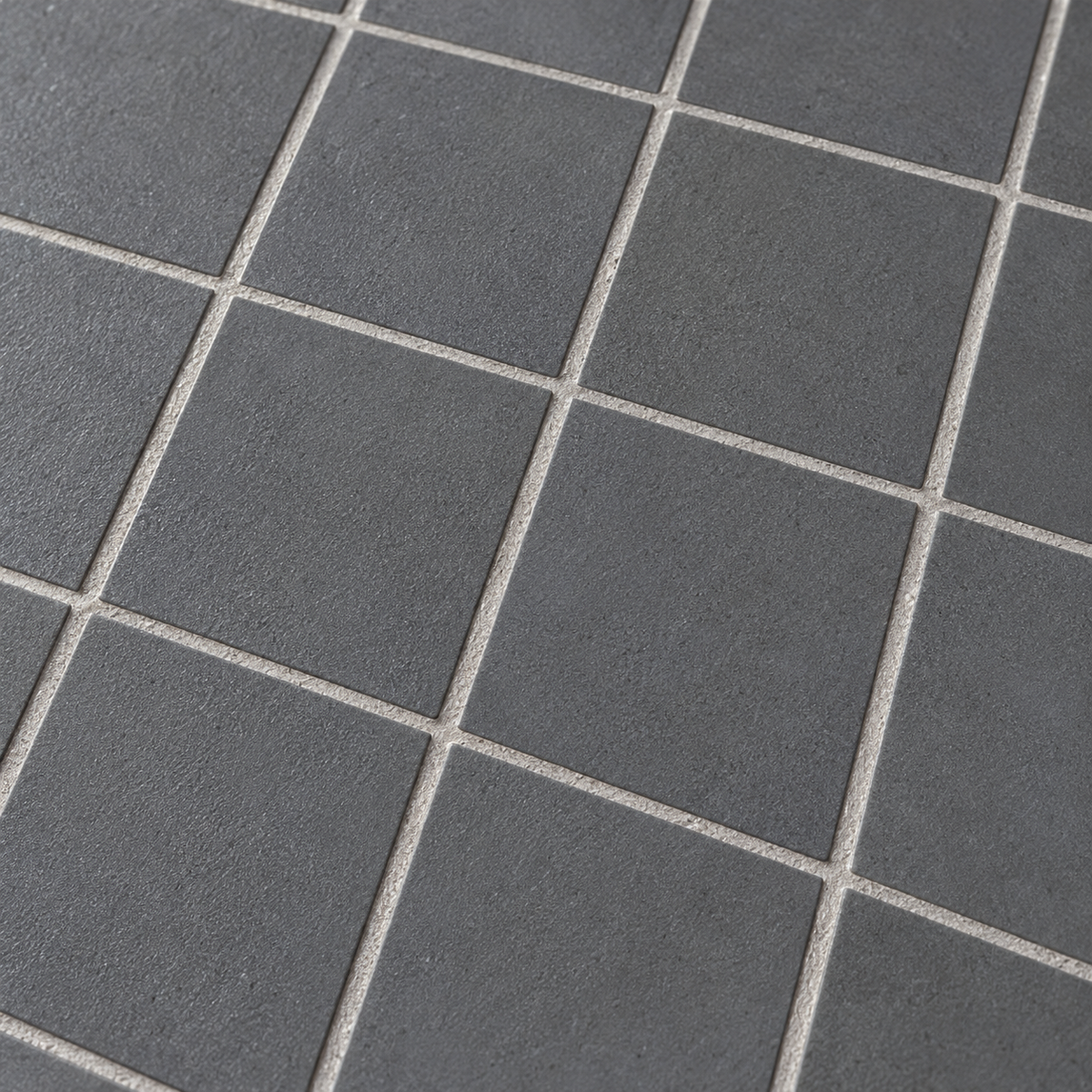 Seattle Antracita 12x12 Mosaic Porcelain Tile – mosaic surface and grout detail