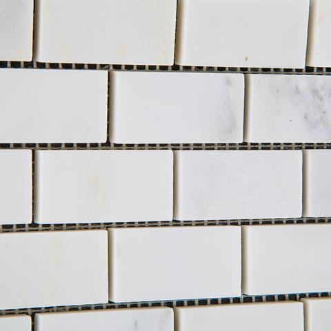 Calacatta Cressa (Asian Statuary) 1x2 Mosaic Polished/Honed Stone Tilezz 